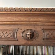 Armoire décorée