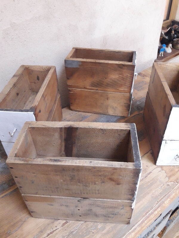 Lot de 8 tiroirs d'atelier avec poignées en bronze