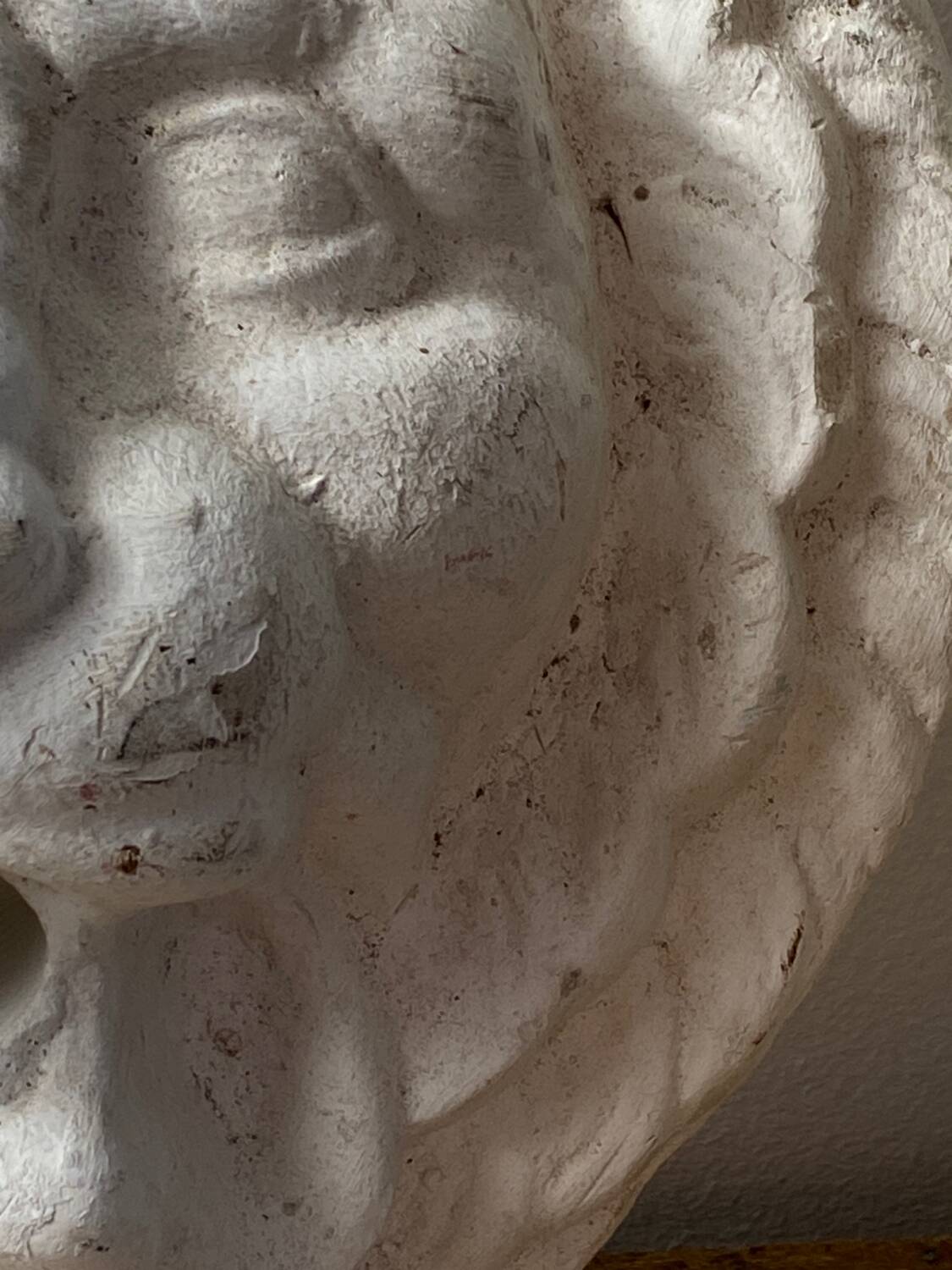Lion head for fountain