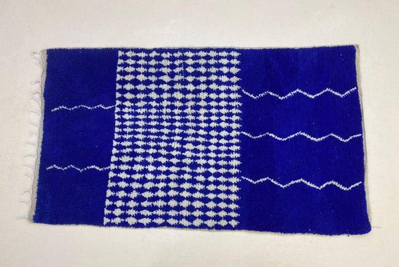 Handmade pure wool Berber rug 150/250 cm