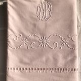 Drap ancien en lin et coton teinté en baby rose