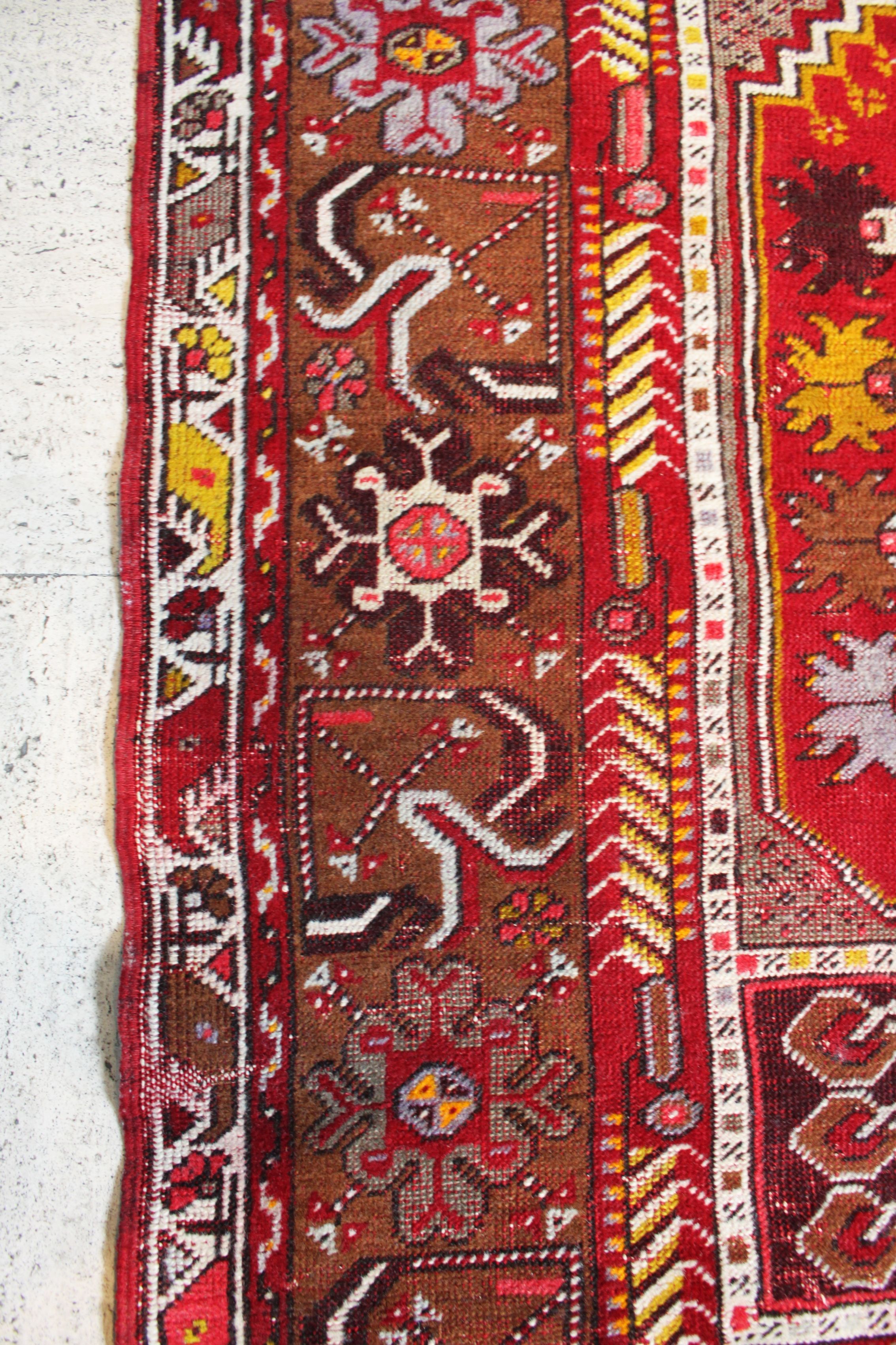 Prayer rug Kirsehir, Anatolia, Türkiye.