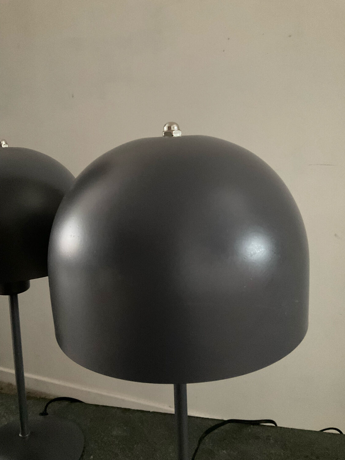 Paire de lampes design en métal