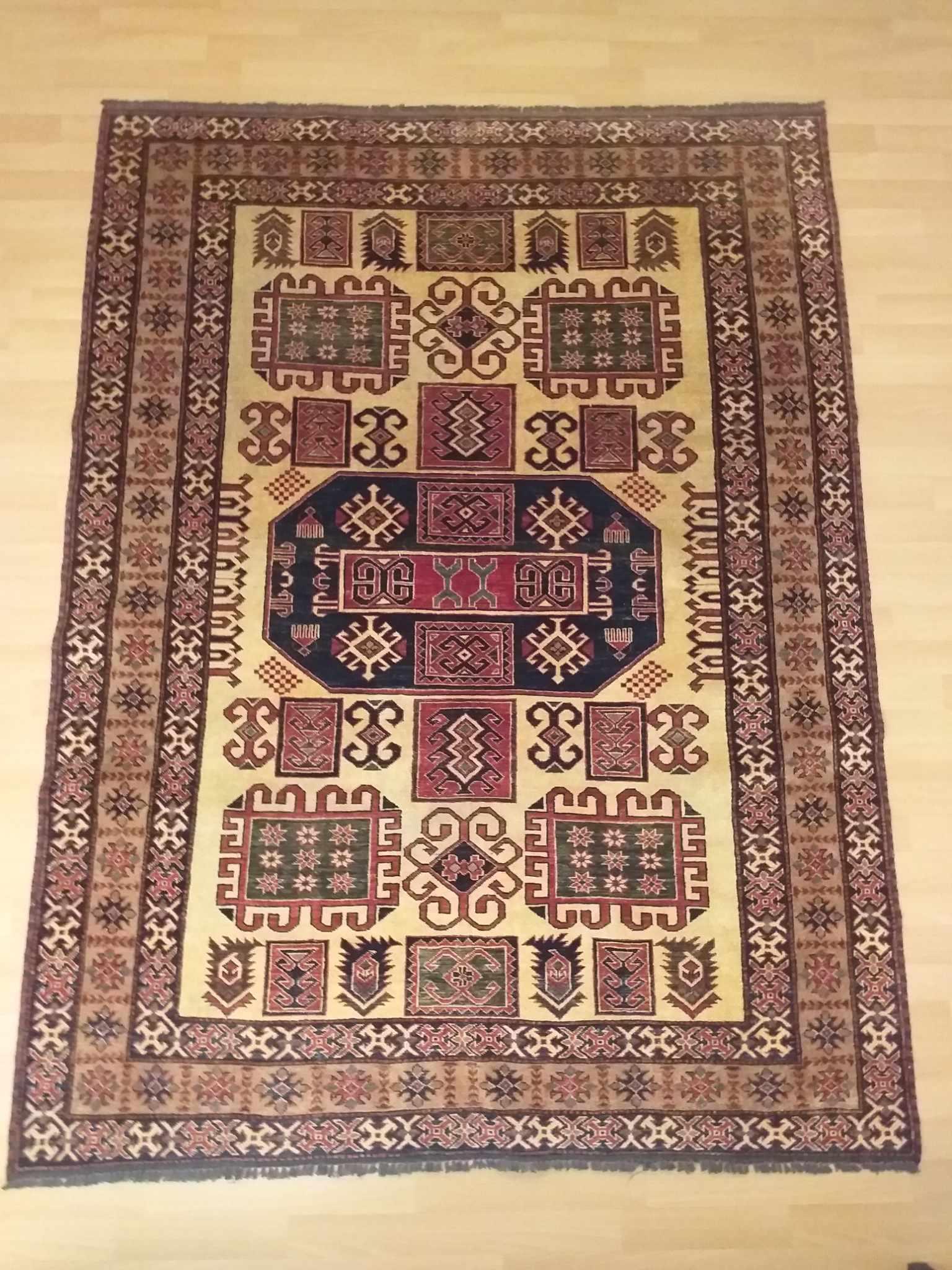 Caucasian carpet Shirvan 250x180cm