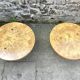 Paire de tables basses rondes, placage loupe 1980