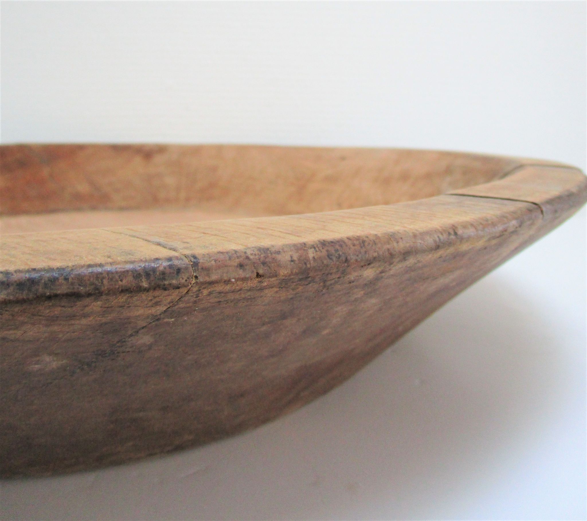 Plat bois massif patiné art populaire vintage