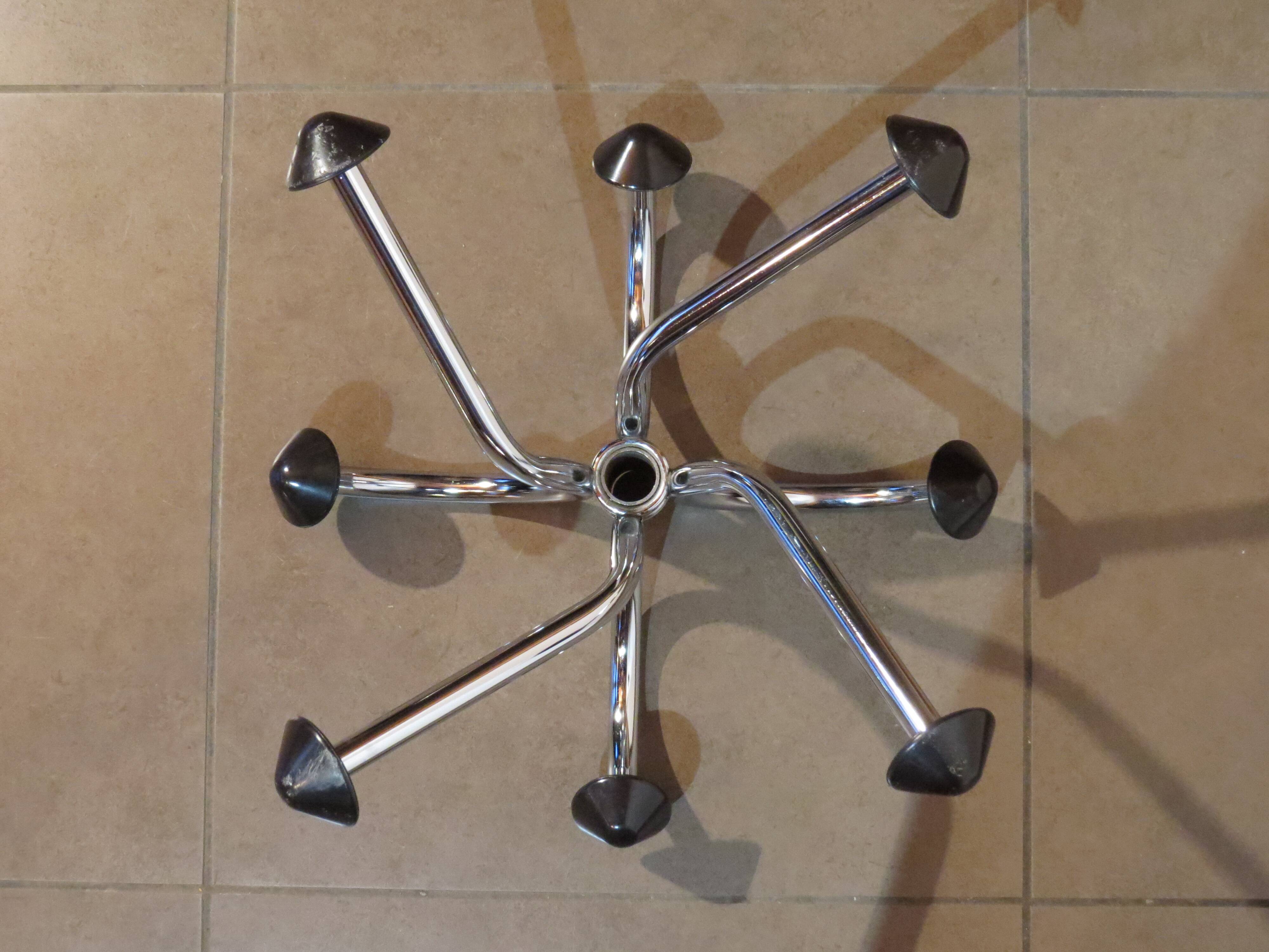 70's chrome parrot coat rack