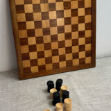 Wooden draughts game