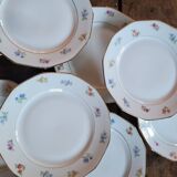 8 porcelain dessert plates with gold rim and various flowers
