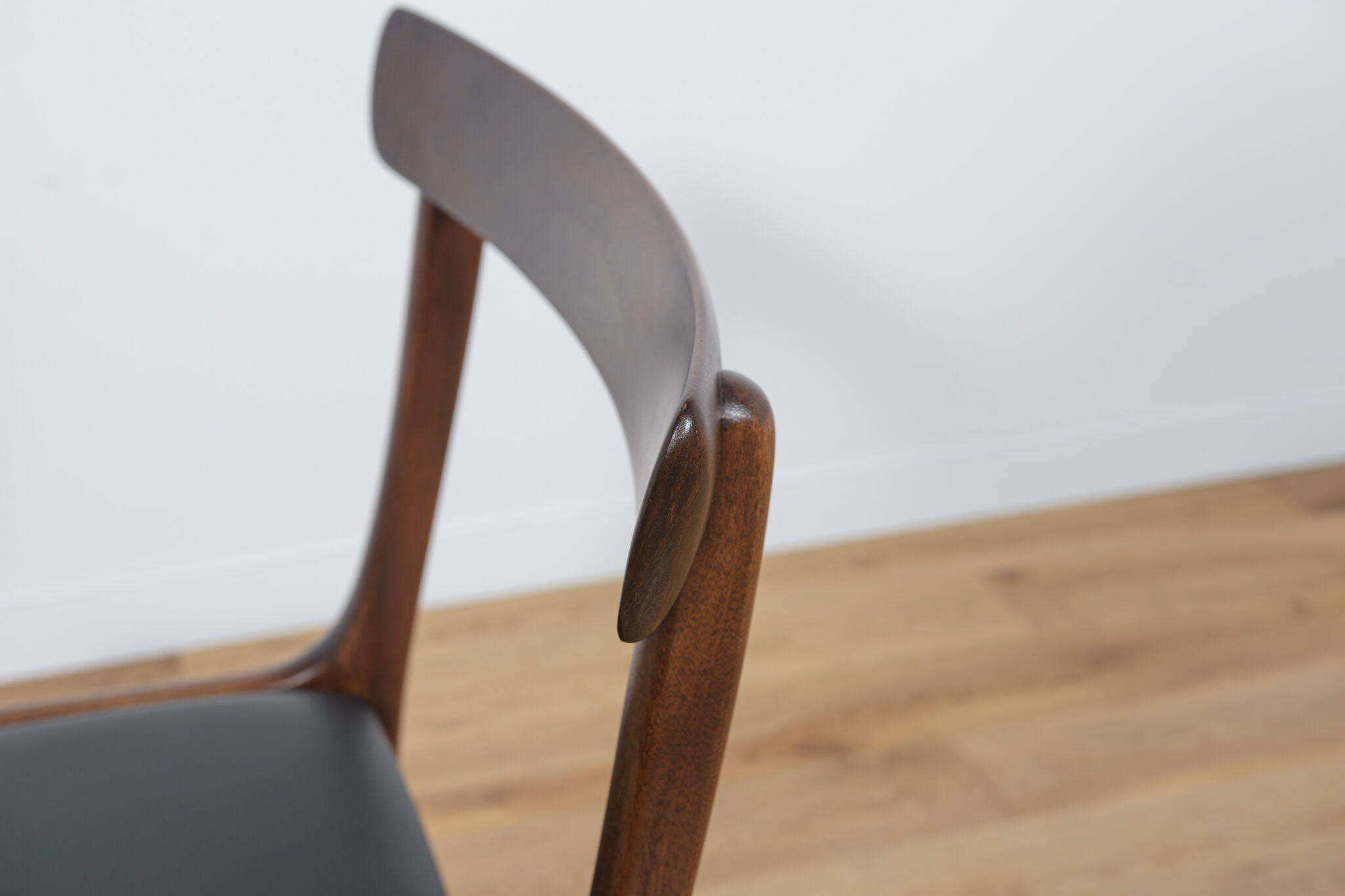 Danish Rungstedlund Chairs by O. Wanscher for Poul Jeppesen Møbelfabrik, 1960s, Set of 6