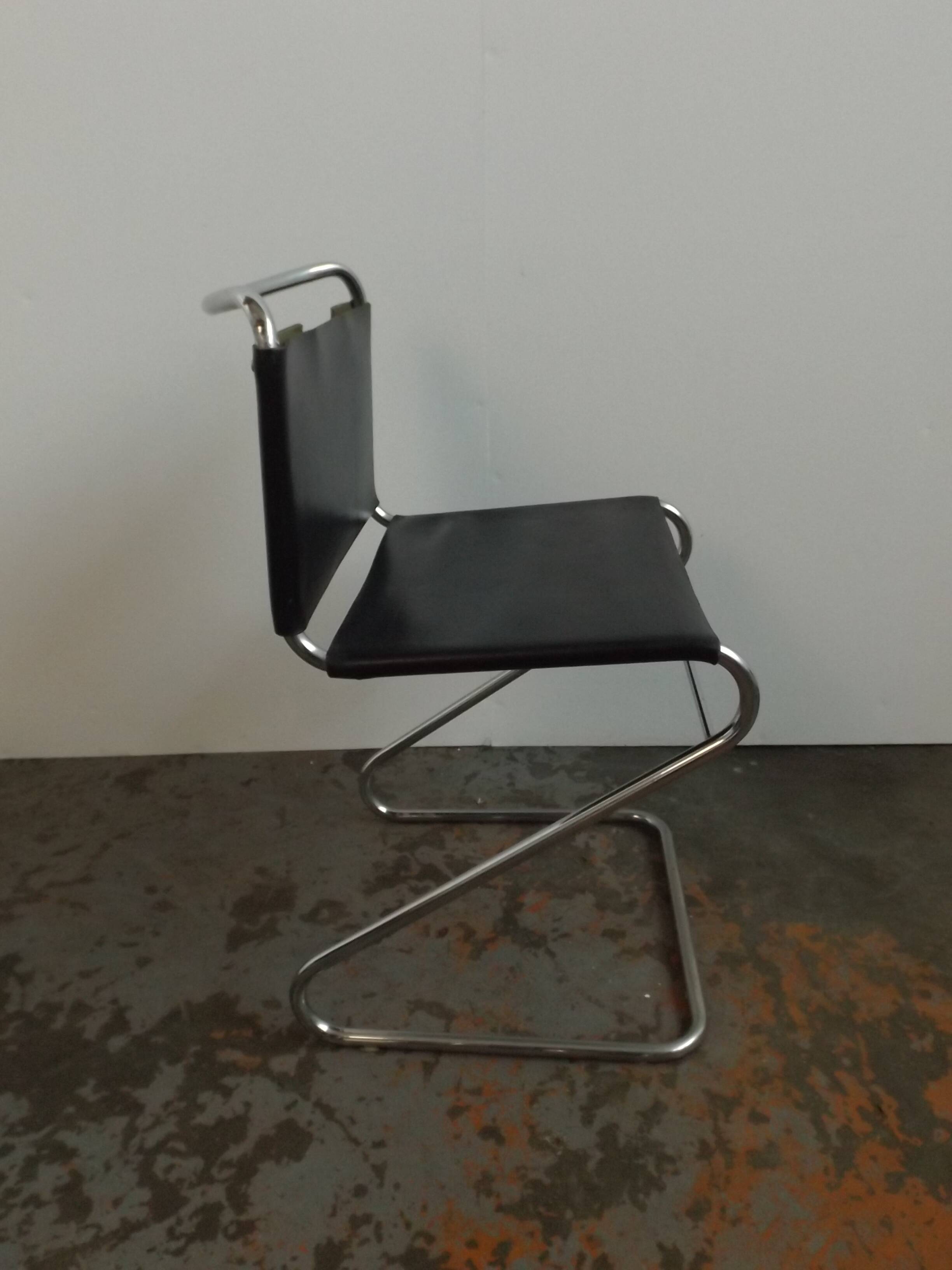 Pascal Mourgue  chair