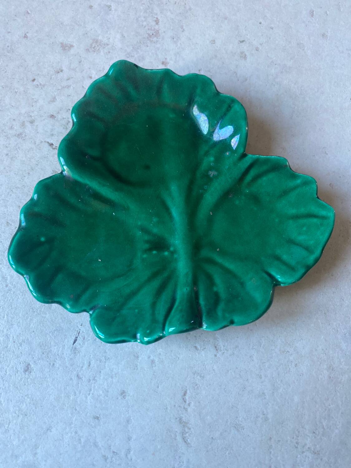 Vallauris slip sheet pocket emptier