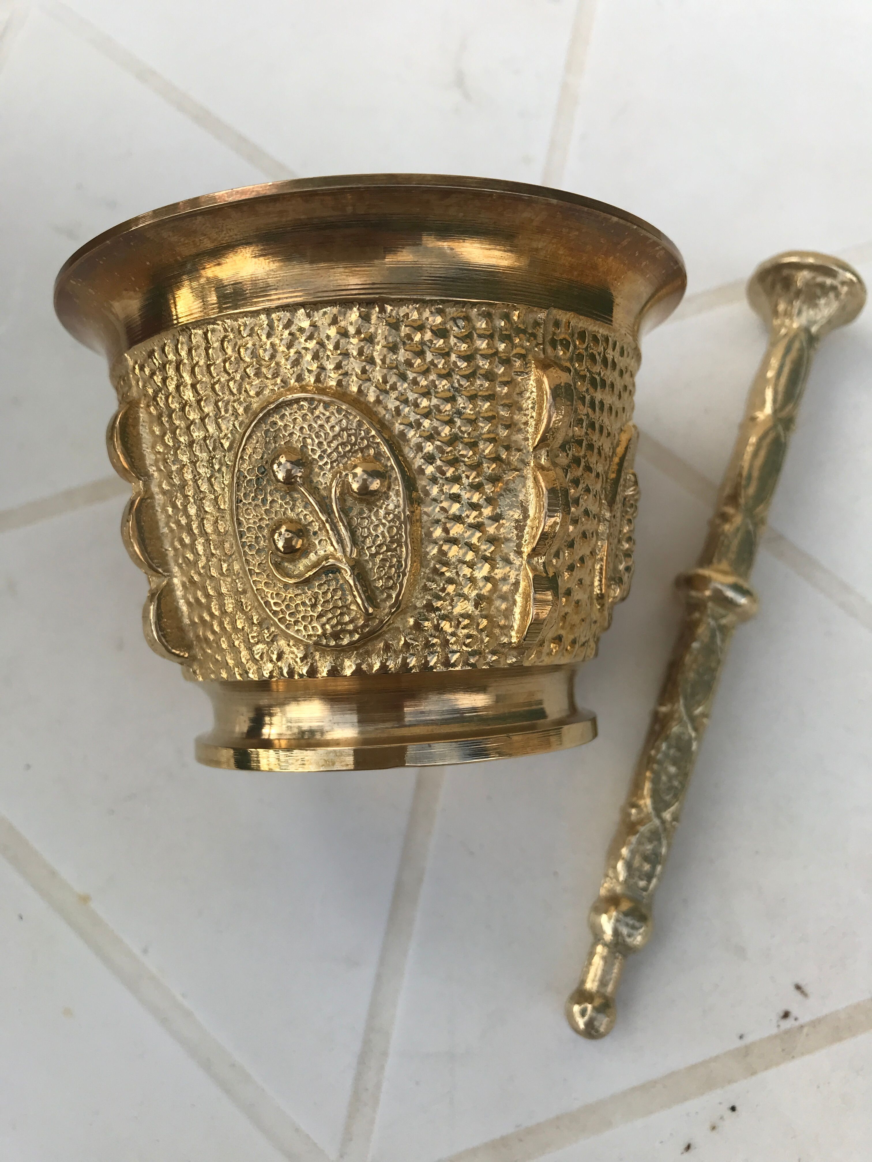 Mortar and its ancient bronze pestle