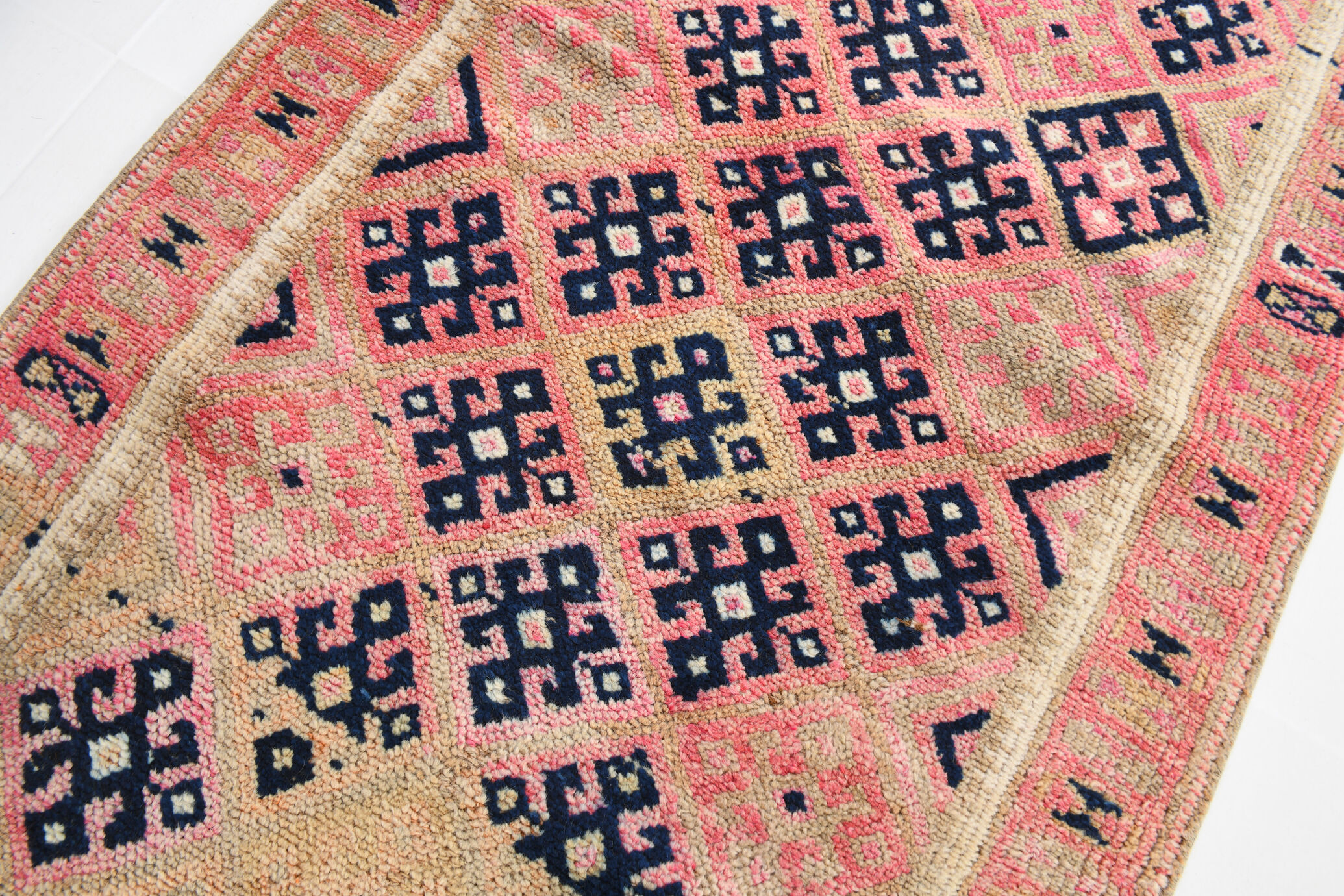 Long entrway runner rug 386x87cm