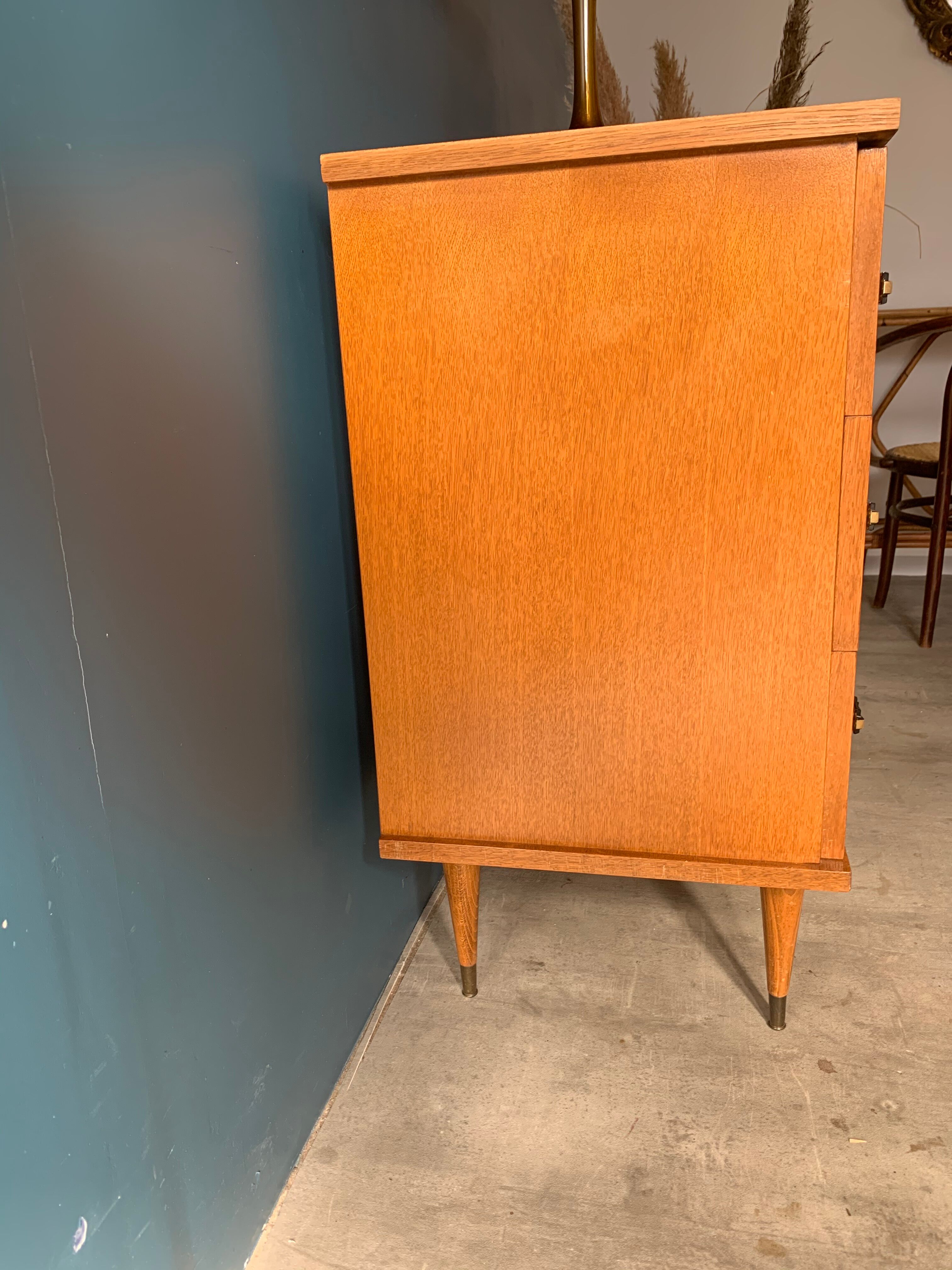 Vintage dresser with tapered feet