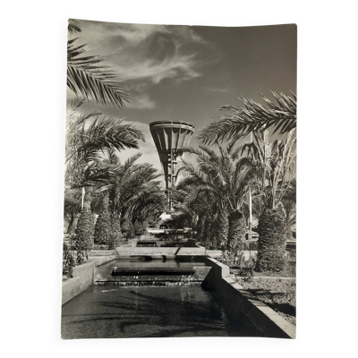F. Schneider, paysage brutaliste (Algérie), années 60. Tirage argentique NB