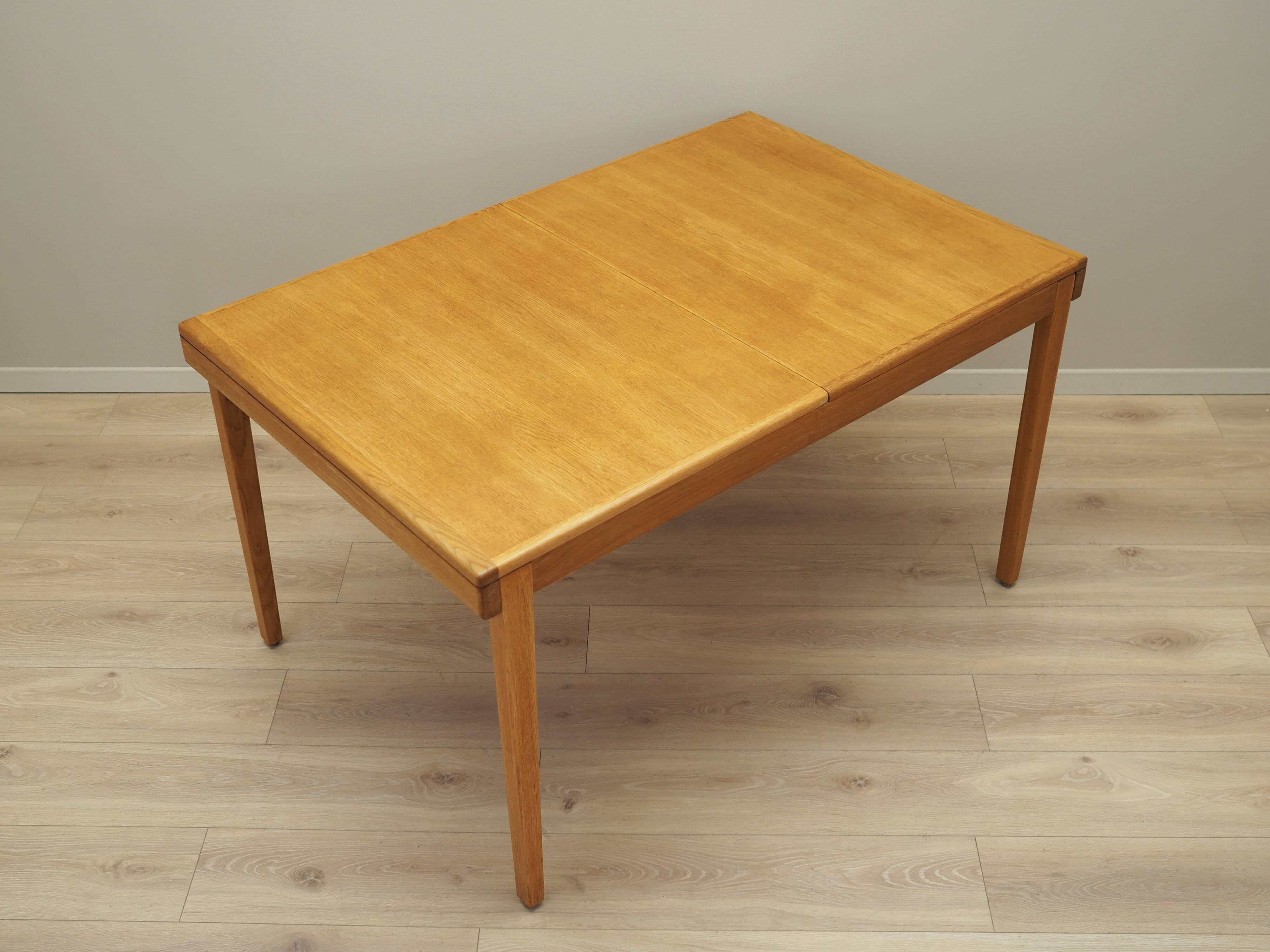 Oak table, Danish design, 1970s, production: Denmark