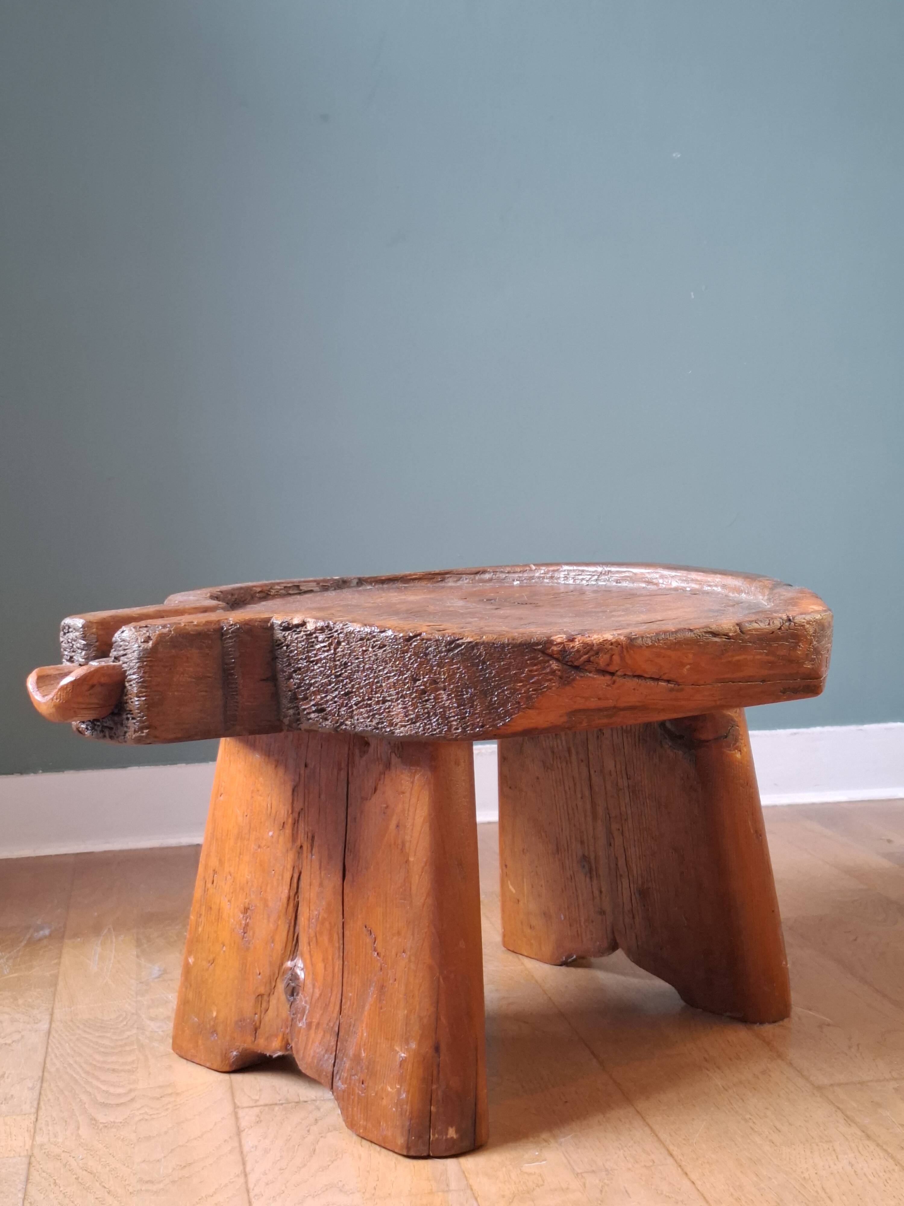 Side table arts and crafts