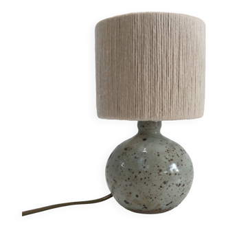 Small pyrite sandstone lamp and its wool lampshade