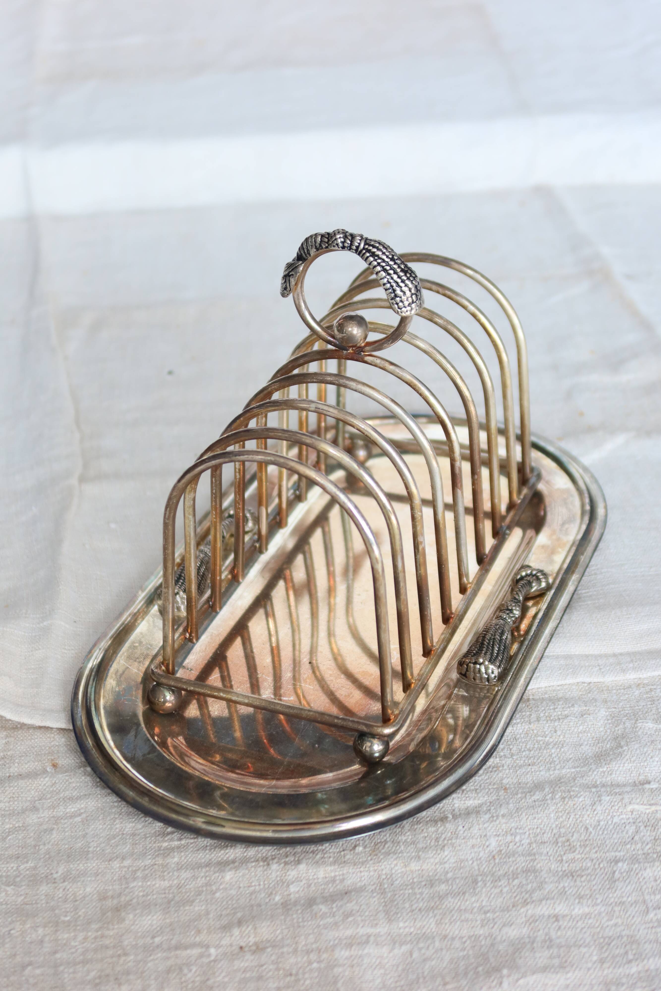 Large vintage silver metal toast rack - Curtain bow detail