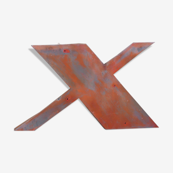 Letter to sign vintage metal 'X '.