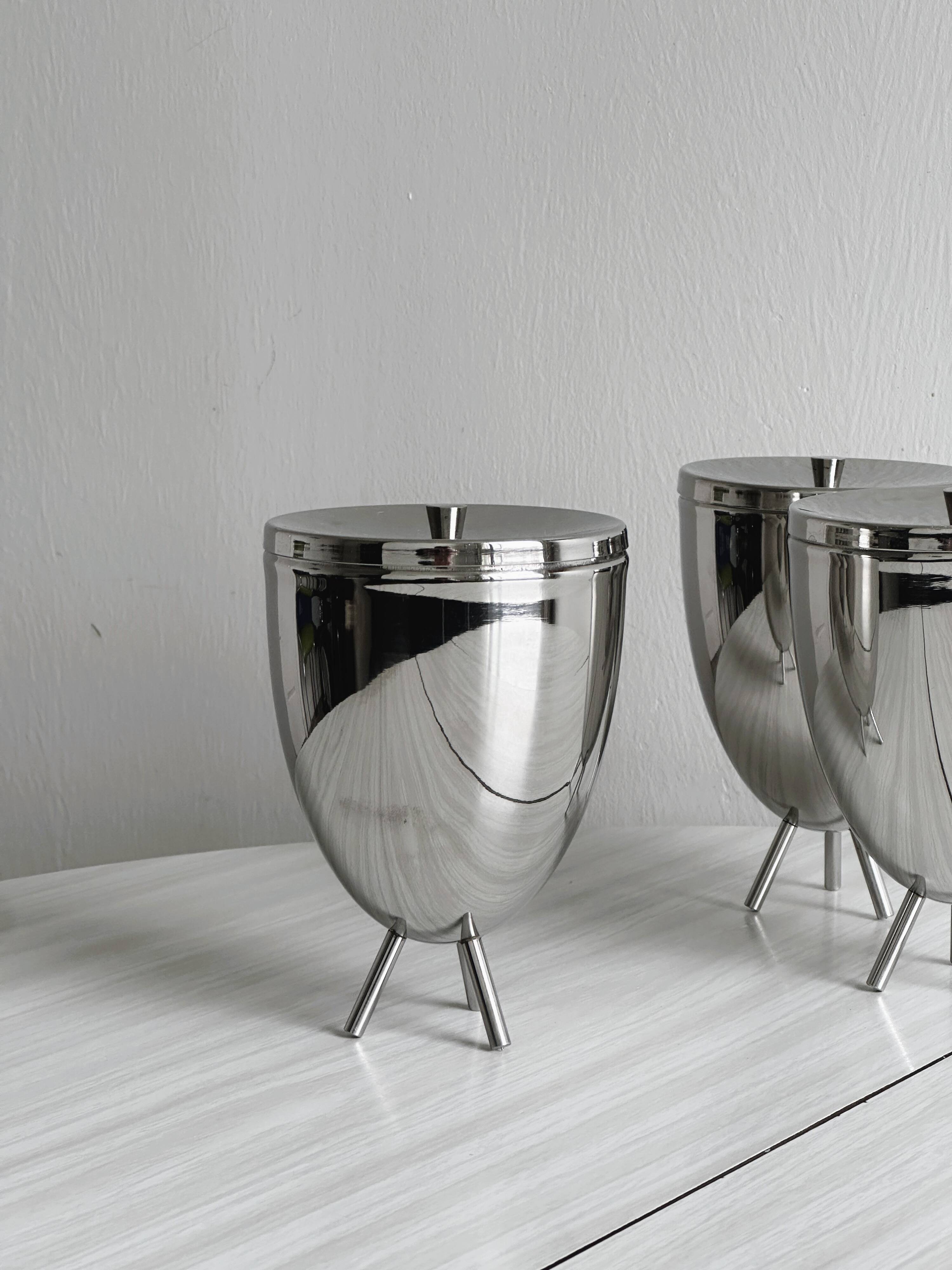 3 silver metal condiment pots