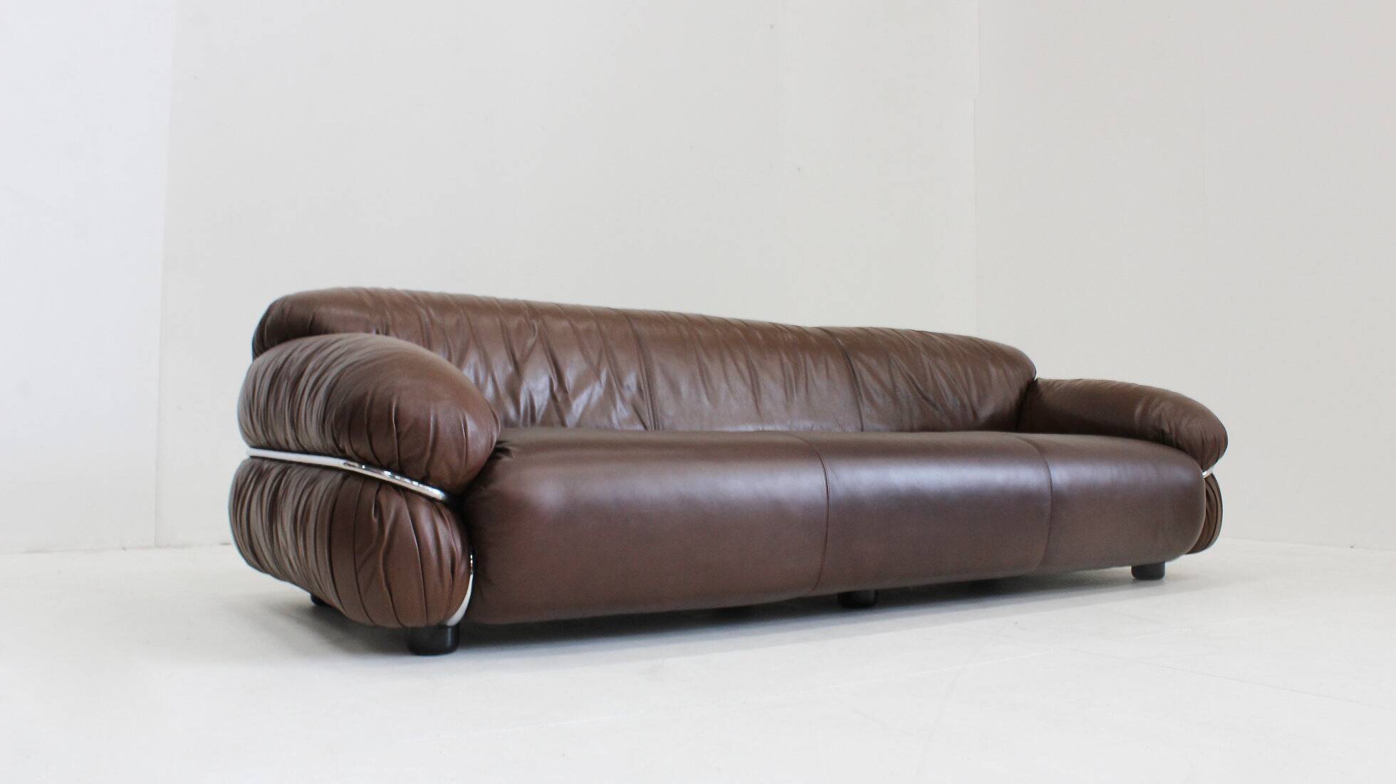 Gianfranco Frattini Sesann sofa Cassina 1970s in brown leather