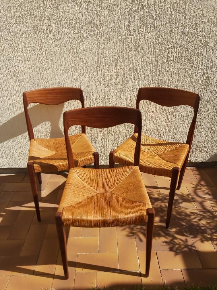 3 Niels Otto Moller chairs in teak and straw 60s