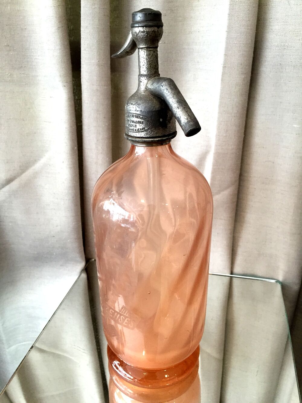 Siphon pink orange