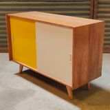 Buffet U 452 Jaune par Jiri Jiroutek pour Interier Praha 1960