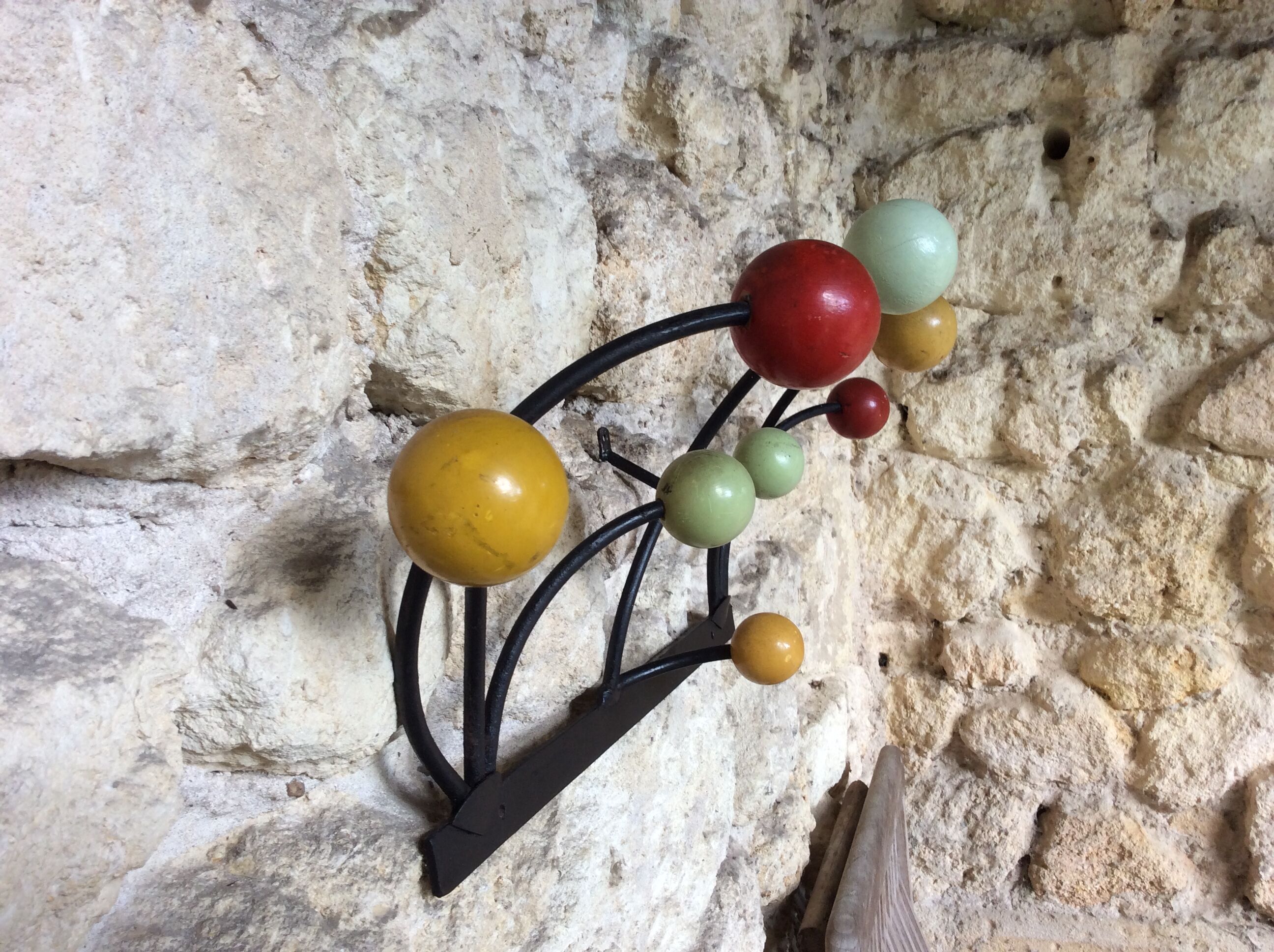 Wall coat rack 50s, colored balls