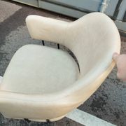 Paire de fauteuils anciens vintage