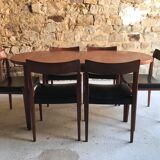 Table à manger scandinave et 6 chaises