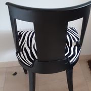Empire-style gondola chair