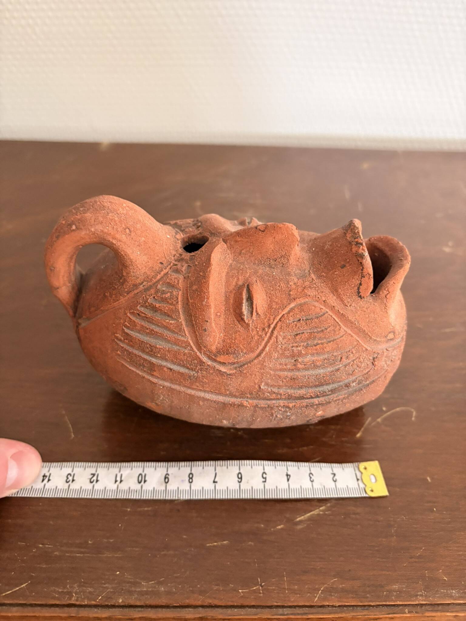 Ancient Anthropomorphic Oil Lamp Sculpture Terracotta Peru Pre-Columbian