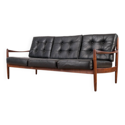 Canapé scandinave trois places en bois massif et cuir noir, années 1960