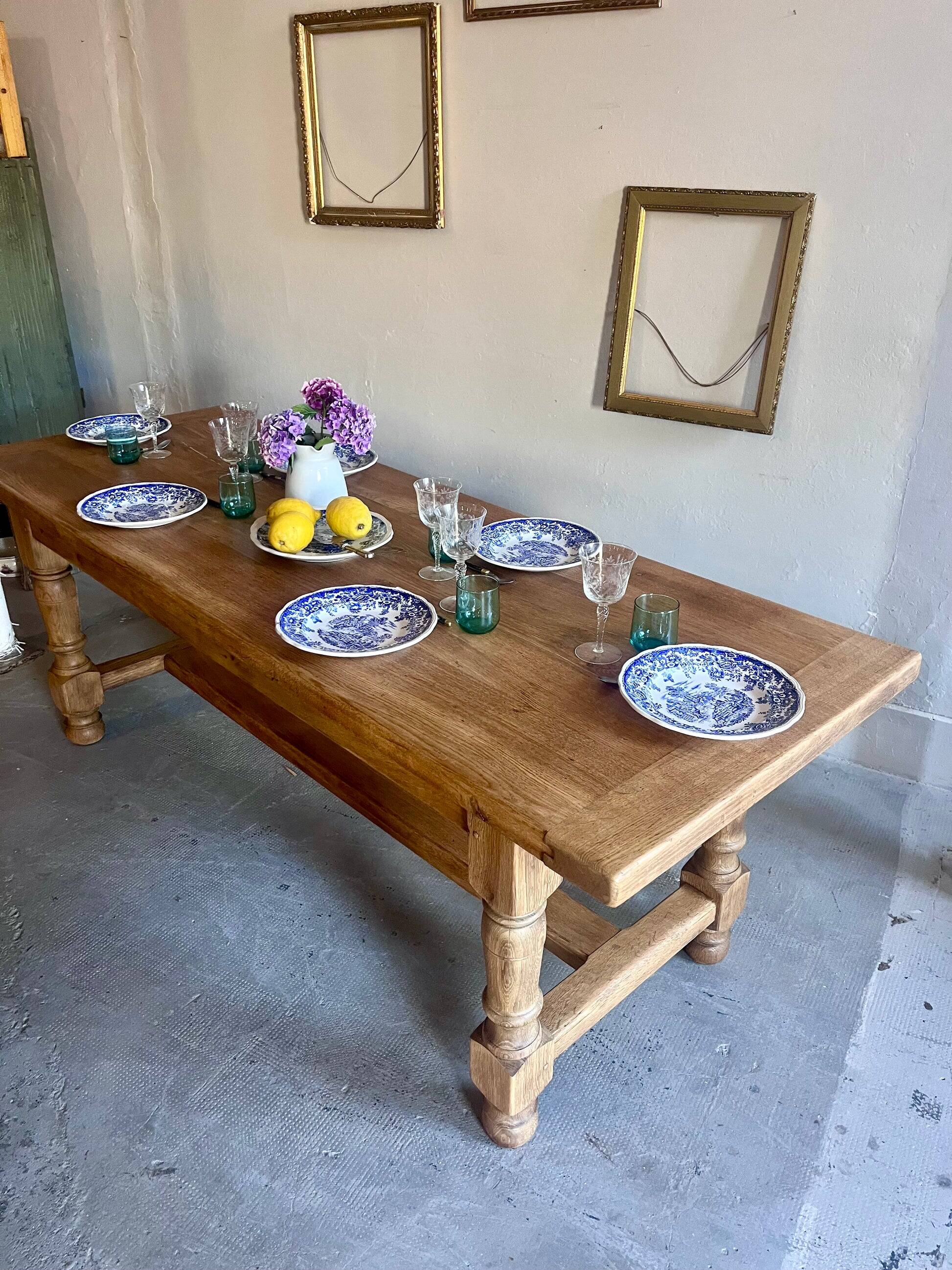 Table de ferme ancienne en bois massif