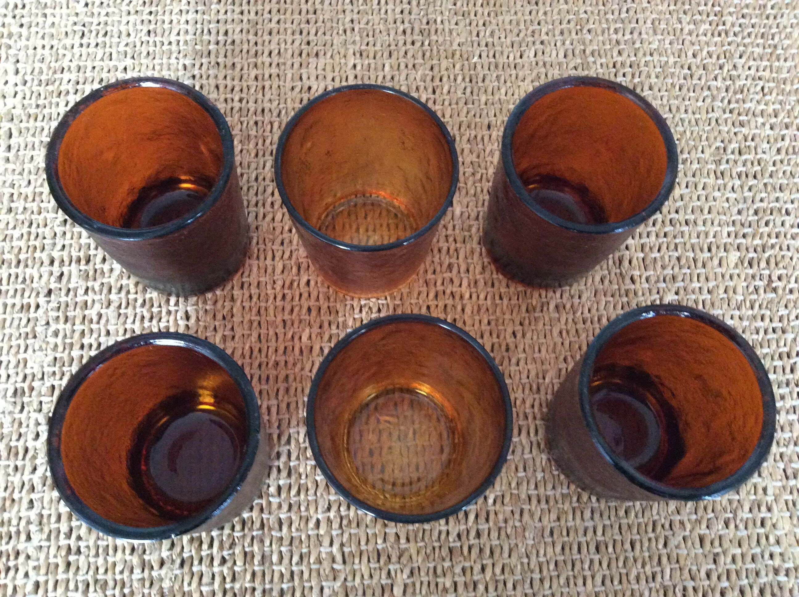 6 amber glasses