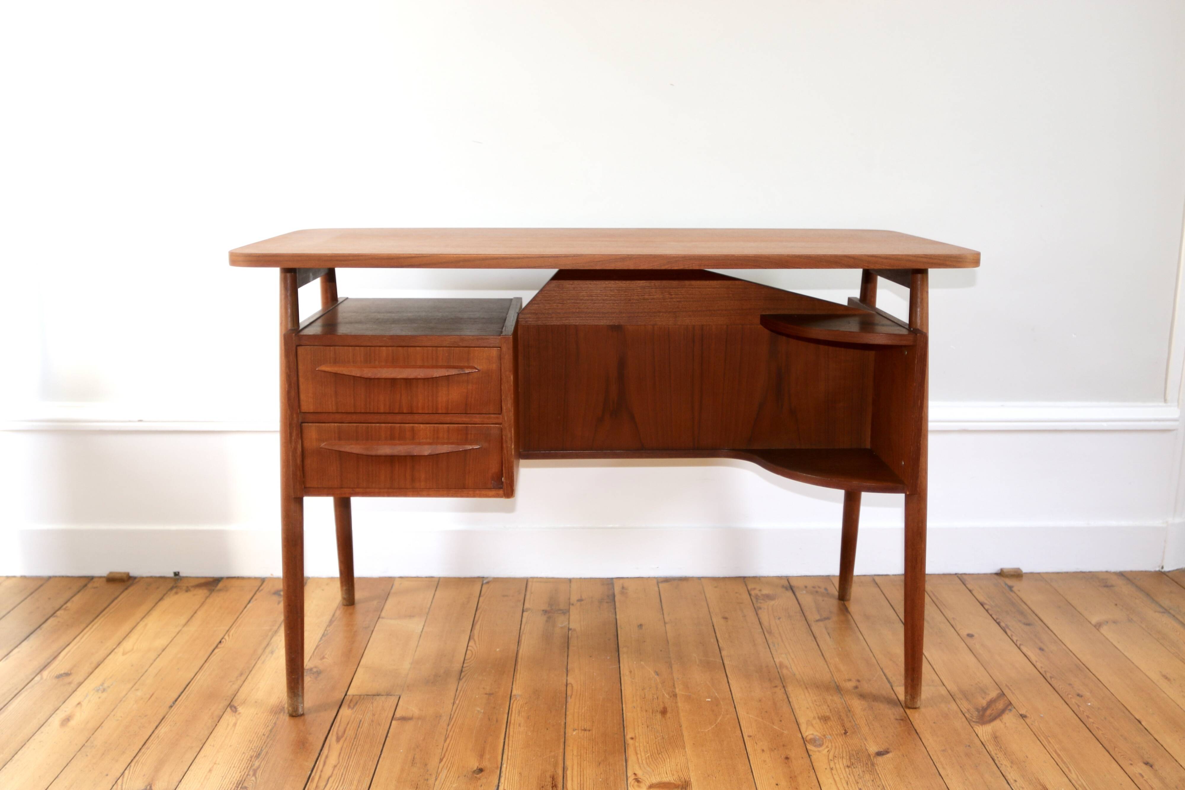 Small Scandinavian teak desk by Gunnar Nielsen for Tibergaard 1960