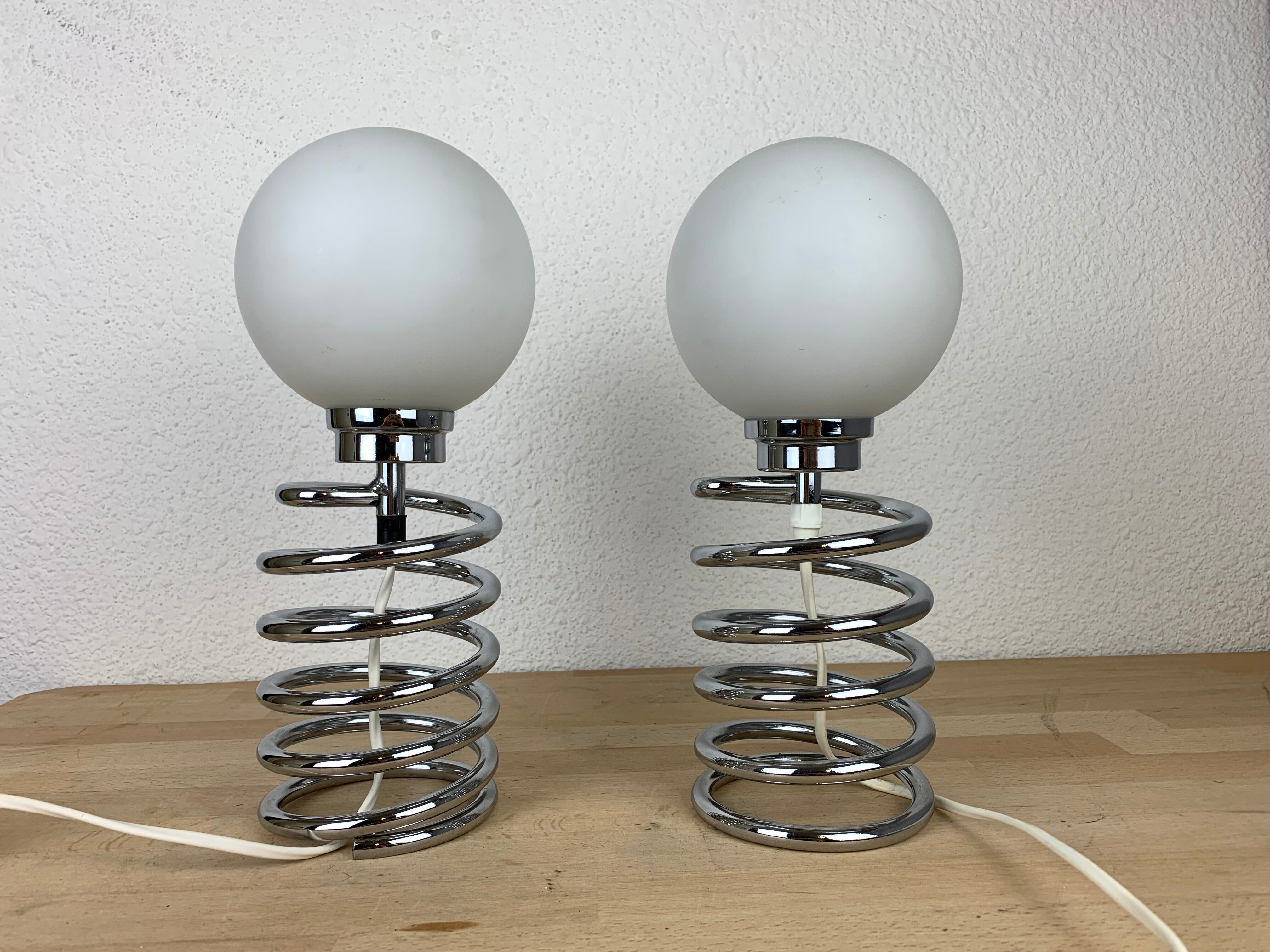 Pair of lamps spring chrome 70s