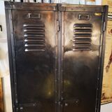 Industrial locker room, J. HOUDRY, 2 doors.