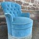 Fauteuil crapaud velours bleu