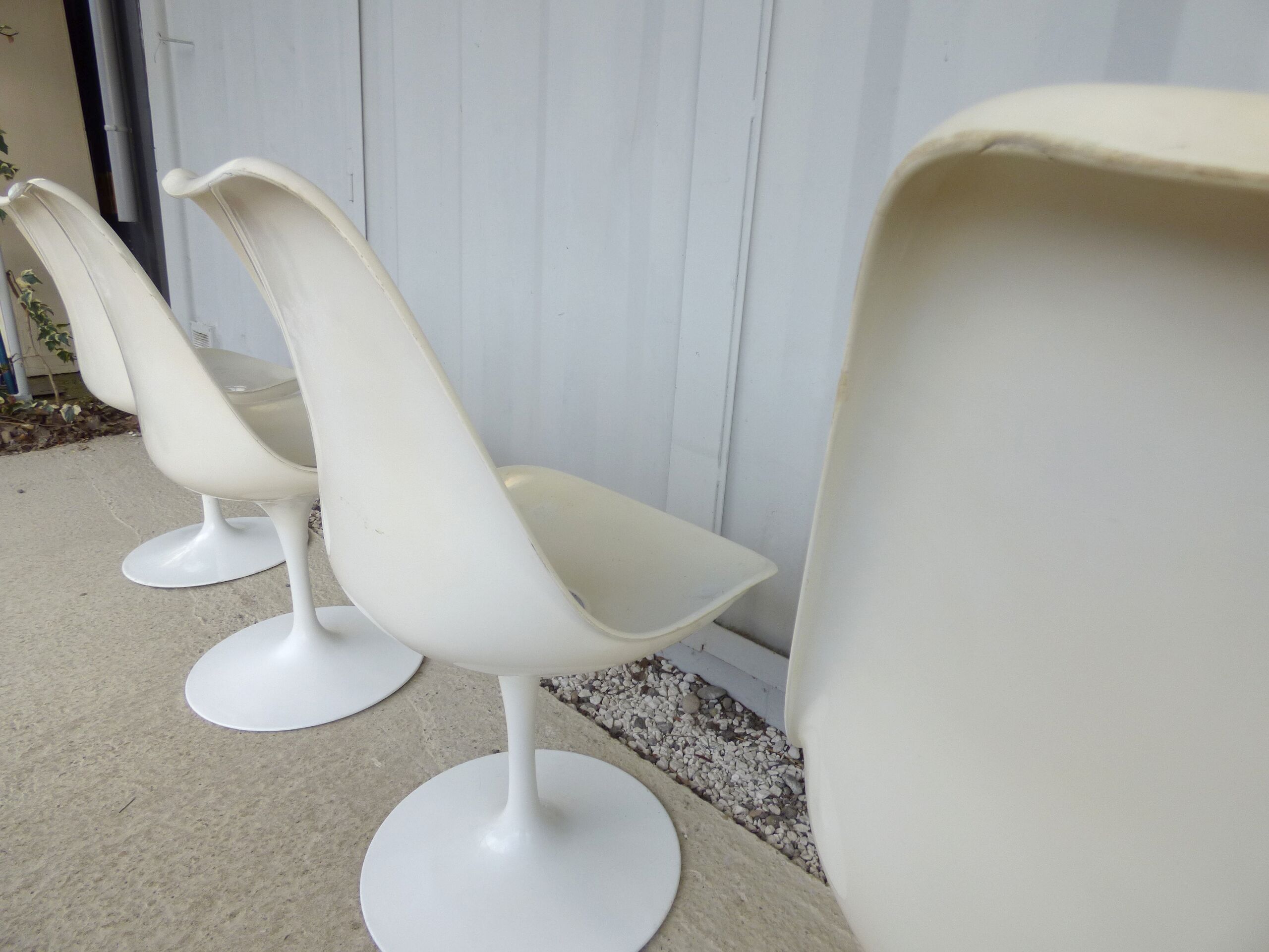 Lot de 4 chaises tulipe Knoll Eero Saarinen