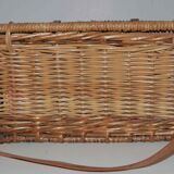 Old artisanal wicker picnic basket 50
