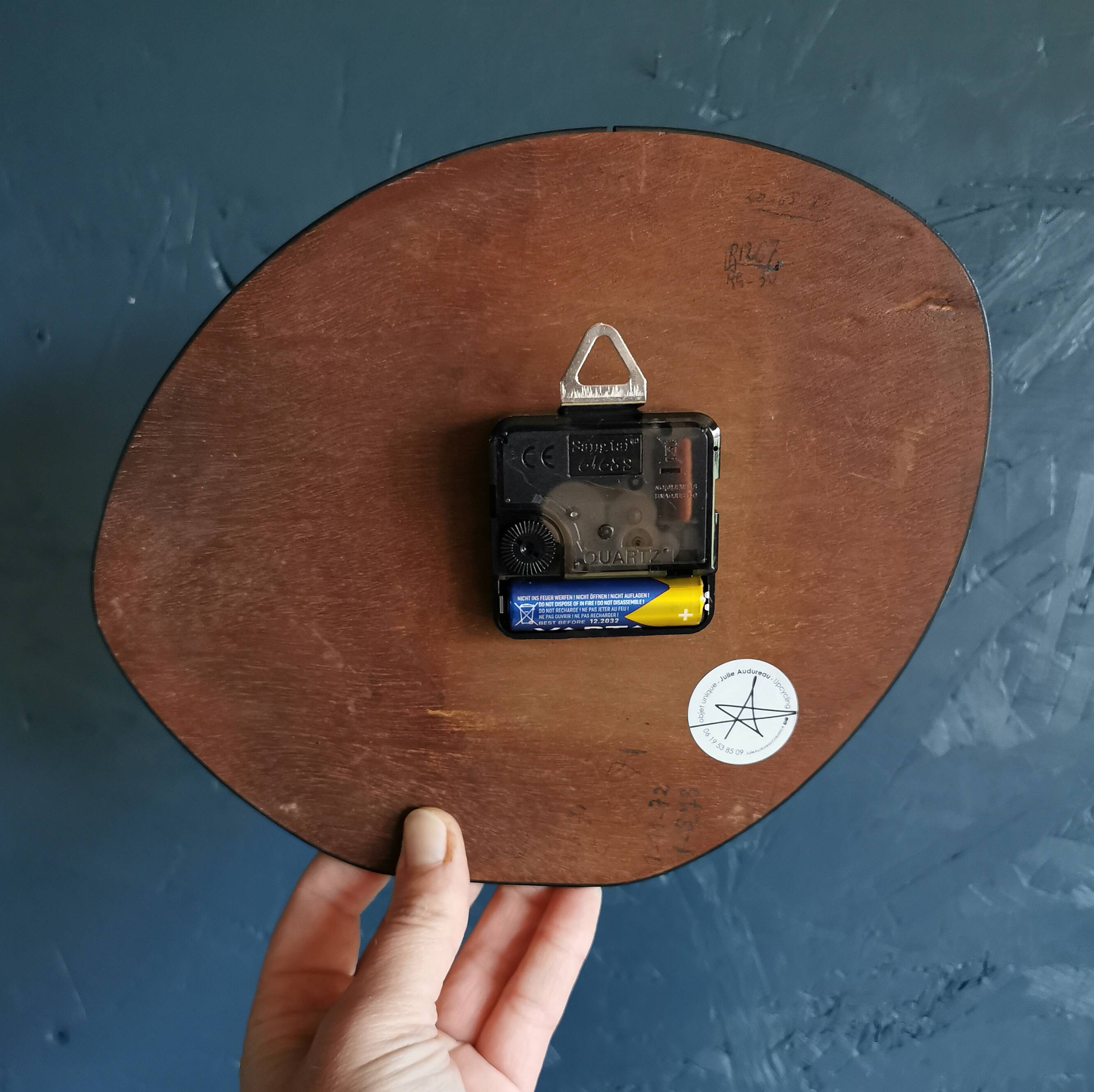 Vintage formica clock silent asymmetrical wall pendulum "FFR Morbier yellow black"