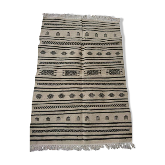 White and black berber kilim 100x150cm