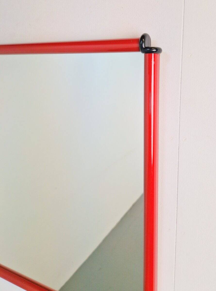 Miroir en cadre rouge postmoderne italien, années 1980