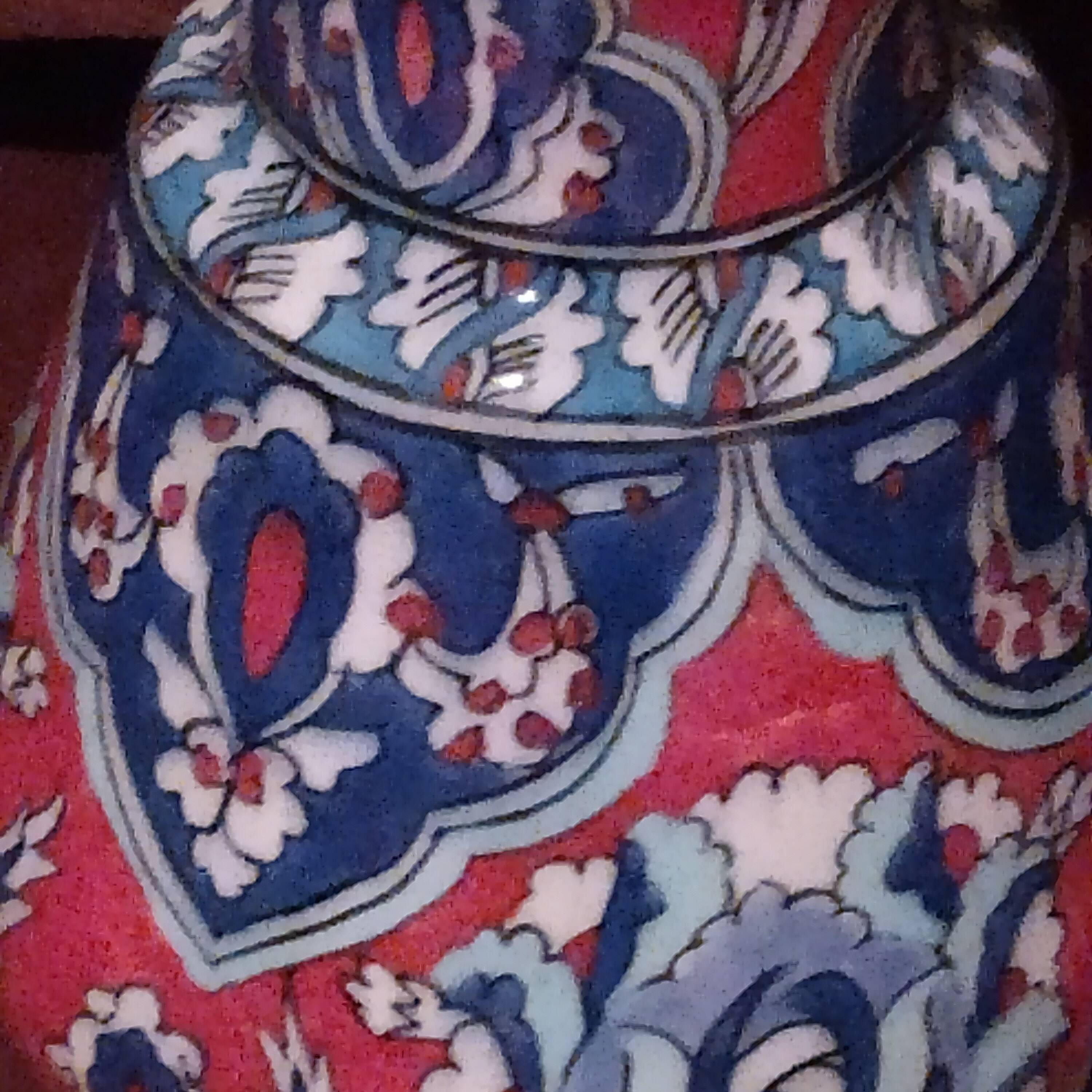 Kutaya Korkmaz çini Ceramic Vase