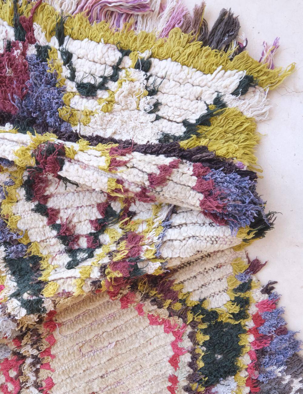 Vintage Berber Rug - 156 x 64 cm