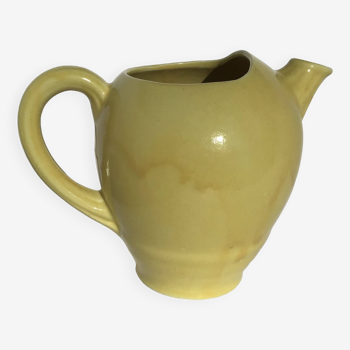 Yellow bistro pitcher 1 liter